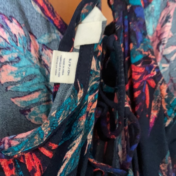 American Eagle Beachy Flower Romper - Picture 3 of 3